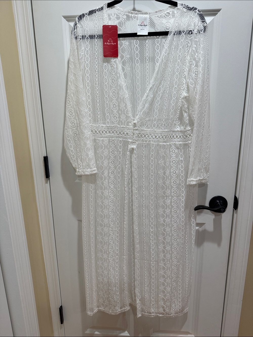 As Rose RichWhite Lace Cover up